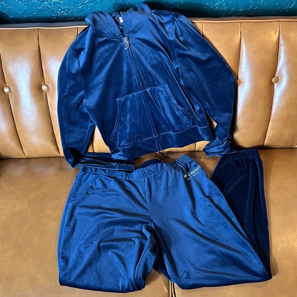 Juicy Couture Dark Blue Velour Tracksuit Set NWT Regal Blue - Picture 1 of 5
